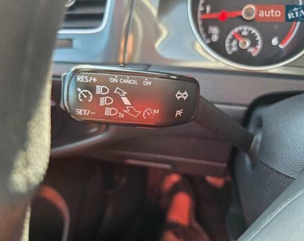 Серый Фольксваген Гольф, объемом двигателя 1.6 л и пробегом 238 тыс. км за 11200 $, фото 27 на Automoto.ua