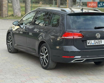 Серый Фольксваген Гольф, объемом двигателя 1.6 л и пробегом 221 тыс. км за 13950 $, фото 5 на Automoto.ua