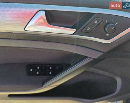 Серый Фольксваген Гольф, объемом двигателя 1.6 л и пробегом 238 тыс. км за 11200 $, фото 20 на Automoto.ua