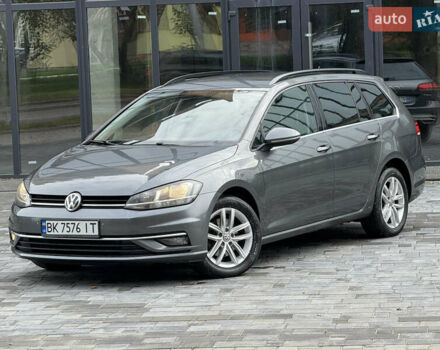 Серый Фольксваген Гольф, объемом двигателя 1.6 л и пробегом 253 тыс. км за 12700 $, фото 30 на Automoto.ua