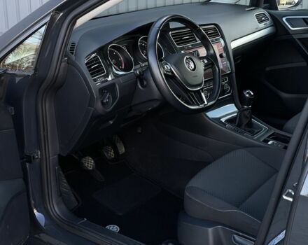 Сірий Фольксваген Гольф, об'ємом двигуна 1.6 л та пробігом 226 тис. км за 11800 $, фото 5 на Automoto.ua