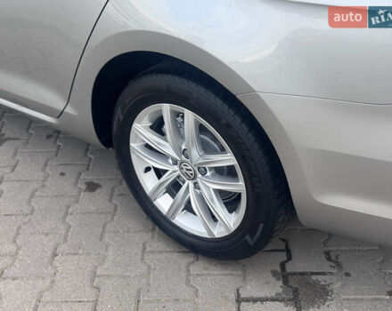 Серый Фольксваген Гольф, объемом двигателя 1.6 л и пробегом 228 тыс. км за 11500 $, фото 25 на Automoto.ua