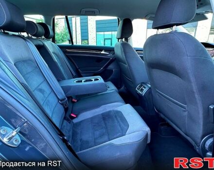 Сірий Фольксваген Гольф, об'ємом двигуна 1.6 л та пробігом 290 тис. км за 12000 $, фото 2 на Automoto.ua