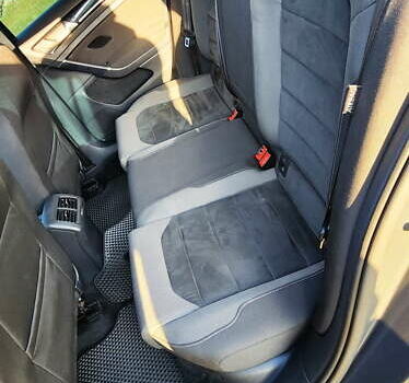 Серый Фольксваген Гольф, объемом двигателя 1.97 л и пробегом 214 тыс. км за 17200 $, фото 22 на Automoto.ua