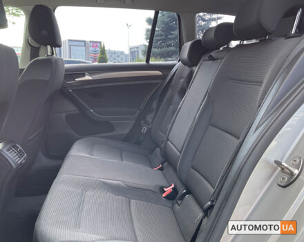 Серый Фольксваген Гольф, объемом двигателя 1.6 л и пробегом 230 тыс. км за 12900 $, фото 9 на Automoto.ua