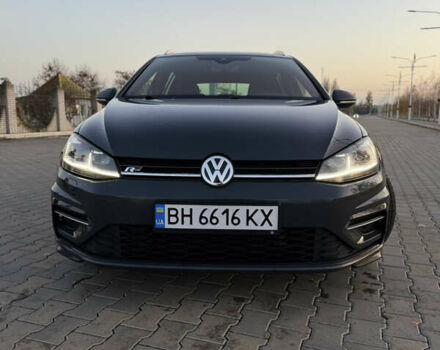 Серый Фольксваген Гольф, объемом двигателя 1.97 л и пробегом 218 тыс. км за 18200 $, фото 2 на Automoto.ua