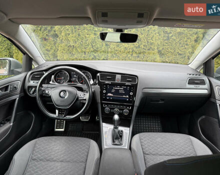 Сірий Фольксваген Гольф, об'ємом двигуна 1.6 л та пробігом 272 тис. км за 12000 $, фото 10 на Automoto.ua