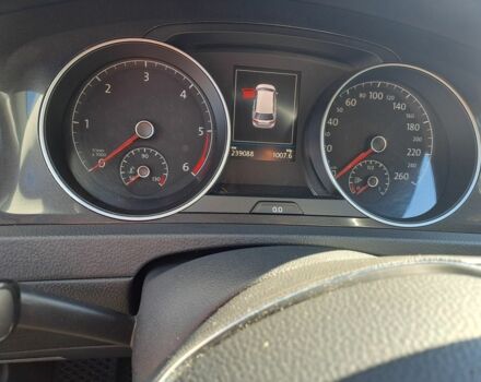 Серый Фольксваген Гольф, объемом двигателя 6 л и пробегом 2 тыс. км за 13400 $, фото 6 на Automoto.ua