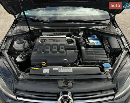 Серый Фольксваген Гольф, объемом двигателя 1.6 л и пробегом 267 тыс. км за 14200 $, фото 35 на Automoto.ua