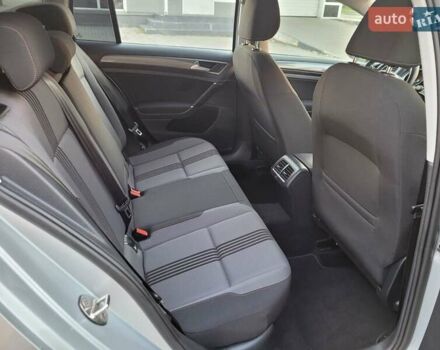 Серый Фольксваген Гольф, объемом двигателя 1.6 л и пробегом 161 тыс. км за 13900 $, фото 20 на Automoto.ua