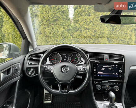 Сірий Фольксваген Гольф, об'ємом двигуна 1.6 л та пробігом 272 тис. км за 12000 $, фото 11 на Automoto.ua