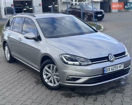 Серый Фольксваген Гольф, объемом двигателя 1.6 л и пробегом 228 тыс. км за 11500 $, фото 1 на Automoto.ua