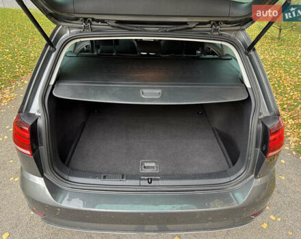 Серый Фольксваген Гольф, объемом двигателя 1.6 л и пробегом 139 тыс. км за 13900 $, фото 53 на Automoto.ua