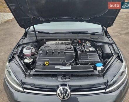 Сірий Фольксваген Гольф, об'ємом двигуна 1.6 л та пробігом 291 тис. км за 10900 $, фото 10 на Automoto.ua