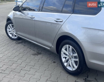 Серый Фольксваген Гольф, объемом двигателя 1.6 л и пробегом 228 тыс. км за 11500 $, фото 24 на Automoto.ua