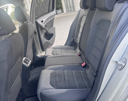 Серый Фольксваген Гольф, объемом двигателя 1.6 л и пробегом 228 тыс. км за 11500 $, фото 37 на Automoto.ua