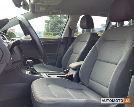 Серый Фольксваген Гольф, объемом двигателя 1.6 л и пробегом 230 тыс. км за 12900 $, фото 14 на Automoto.ua