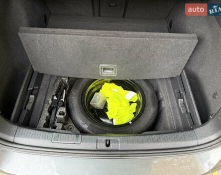 Фольксваген Гольф 2018 в Хмельницком на Automoto.ua Серый Фольксваген Гольф, объемом двигателя 1.6 л и пробегом 139 тыс. км за 13900 $, фото 54 на Automoto.ua