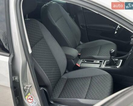 Серый Фольксваген Гольф, объемом двигателя 2 л и пробегом 228 тыс. км за 14350 $, фото 48 на Automoto.ua