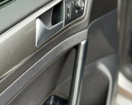 Сірий Фольксваген Гольф, об'ємом двигуна 1.6 л та пробігом 272 тис. км за 12000 $, фото 12 на Automoto.ua