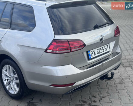 Серый Фольксваген Гольф, объемом двигателя 1.6 л и пробегом 228 тыс. км за 11500 $, фото 11 на Automoto.ua