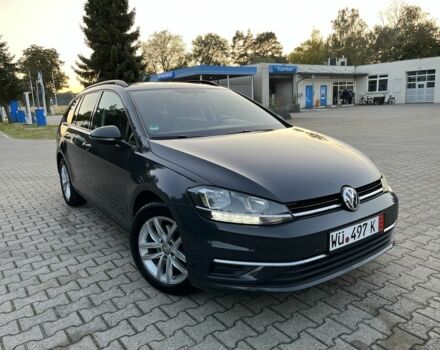 Серый Фольксваген Гольф, объемом двигателя 1.6 л и пробегом 209 тыс. км за 13700 $, фото 2 на Automoto.ua