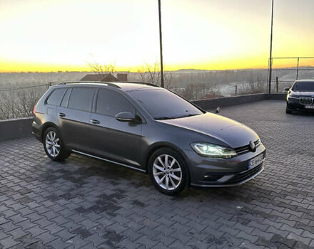 Фольксваген Гольф 2018 в Черновцах на Automoto.ua Серый Фольксваген Гольф, объемом двигателя 1.97 л и пробегом 240 тыс. км за 14200 $, фото 4 на Automoto.ua