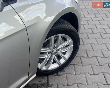 Серый Фольксваген Гольф, объемом двигателя 1.6 л и пробегом 228 тыс. км за 11500 $, фото 30 на Automoto.ua