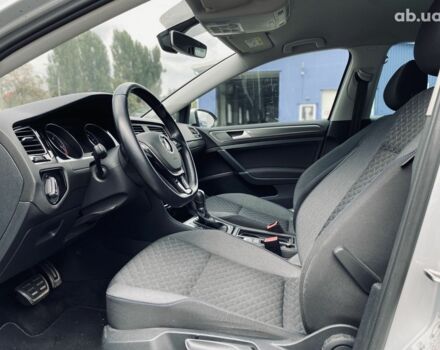 Сірий Фольксваген Гольф, об'ємом двигуна 1.6 л та пробігом 256 тис. км за 14400 $, фото 10 на Automoto.ua