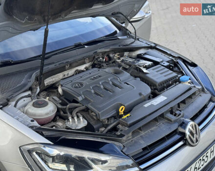 Серый Фольксваген Гольф, объемом двигателя 1.6 л и пробегом 228 тыс. км за 11500 $, фото 41 на Automoto.ua