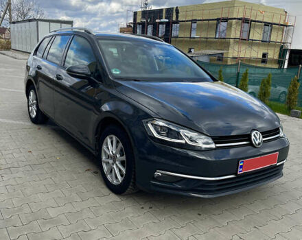 Серый Фольксваген Гольф, объемом двигателя 2 л и пробегом 260 тыс. км за 15550 $, фото 2 на Automoto.ua