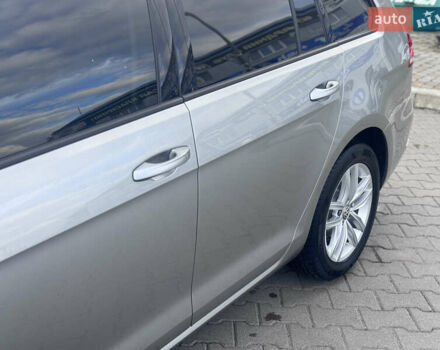 Серый Фольксваген Гольф, объемом двигателя 1.6 л и пробегом 228 тыс. км за 11500 $, фото 16 на Automoto.ua