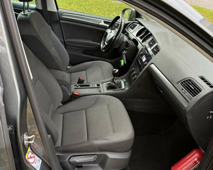 Серый Фольксваген Гольф, объемом двигателя 1.6 л и пробегом 139 тыс. км за 13900 $, фото 40 на Automoto.ua