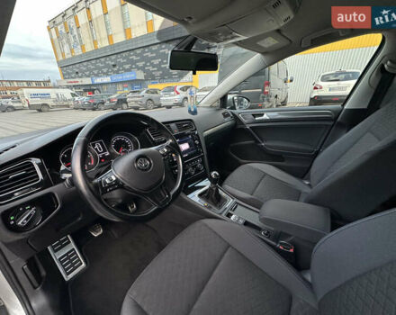 Серый Фольксваген Гольф, объемом двигателя 1.97 л и пробегом 262 тыс. км за 13799 $, фото 9 на Automoto.ua