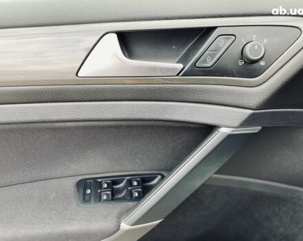 Сірий Фольксваген Гольф, об'ємом двигуна 1.6 л та пробігом 256 тис. км за 14400 $, фото 13 на Automoto.ua