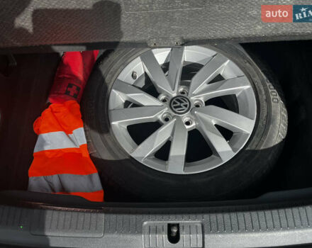 Серый Фольксваген Гольф, объемом двигателя 1.6 л и пробегом 267 тыс. км за 14200 $, фото 33 на Automoto.ua