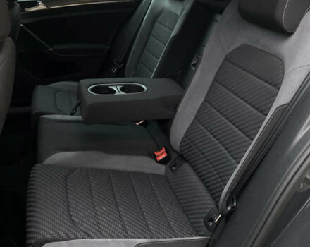 Серый Фольксваген Гольф, объемом двигателя 1.97 л и пробегом 218 тыс. км за 18200 $, фото 37 на Automoto.ua