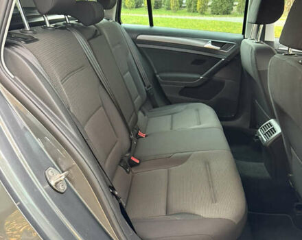 Серый Фольксваген Гольф, объемом двигателя 1.6 л и пробегом 139 тыс. км за 13900 $, фото 47 на Automoto.ua