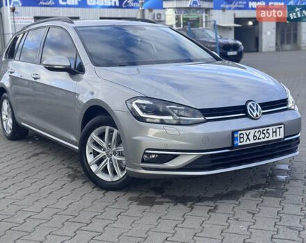 Серый Фольксваген Гольф, объемом двигателя 1.6 л и пробегом 228 тыс. км за 11500 $, фото 57 на Automoto.ua