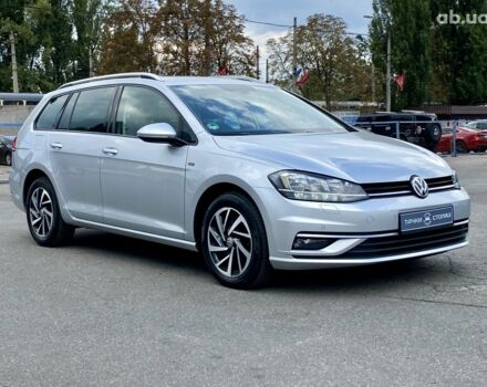 Сірий Фольксваген Гольф, об'ємом двигуна 1.6 л та пробігом 256 тис. км за 14400 $, фото 2 на Automoto.ua