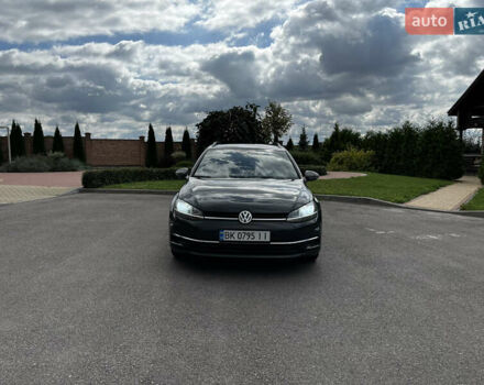 Серый Фольксваген Гольф, объемом двигателя 1.6 л и пробегом 267 тыс. км за 14200 $, фото 8 на Automoto.ua