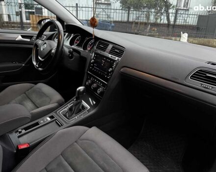 Серый Фольксваген Гольф, объемом двигателя 2 л и пробегом 249 тыс. км за 14990 $, фото 38 на Automoto.ua