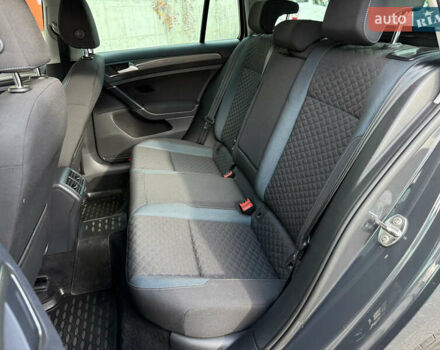 Сірий Фольксваген Гольф, об'ємом двигуна 2 л та пробігом 249 тис. км за 15999 $, фото 43 на Automoto.ua