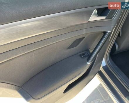 Серый Фольксваген Гольф, объемом двигателя 1.8 л и пробегом 143 тыс. км за 12899 $, фото 11 на Automoto.ua