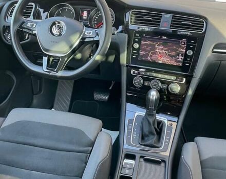 Серый Фольксваген Гольф, объемом двигателя 2 л и пробегом 237 тыс. км за 17200 $, фото 58 на Automoto.ua