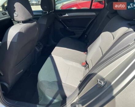 Серый Фольксваген Гольф, объемом двигателя 1.8 л и пробегом 143 тыс. км за 10999 $, фото 10 на Automoto.ua