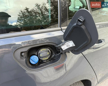 Сірий Фольксваген Гольф, об'ємом двигуна 2 л та пробігом 249 тис. км за 15999 $, фото 77 на Automoto.ua