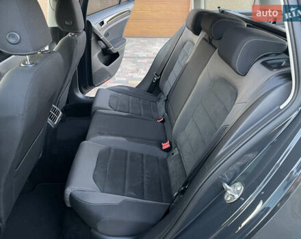 Серый Фольксваген Гольф, объемом двигателя 1.97 л и пробегом 309 тыс. км за 14200 $, фото 23 на Automoto.ua