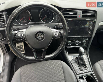 Серый Фольксваген Гольф, объемом двигателя 2 л и пробегом 207 тыс. км за 14500 $, фото 23 на Automoto.ua