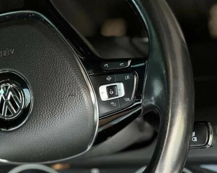 Серый Фольксваген Гольф, объемом двигателя 1.6 л и пробегом 214 тыс. км за 12490 $, фото 29 на Automoto.ua